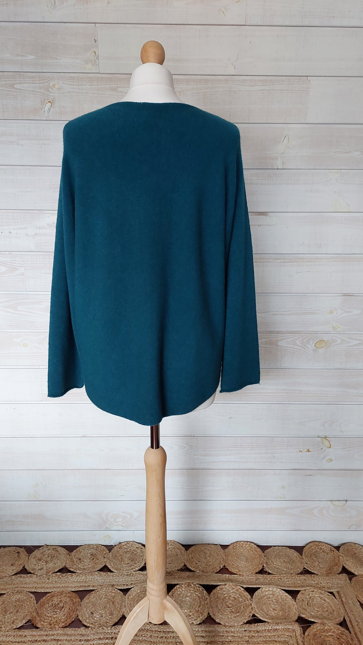 Pull Kia bleu canard
