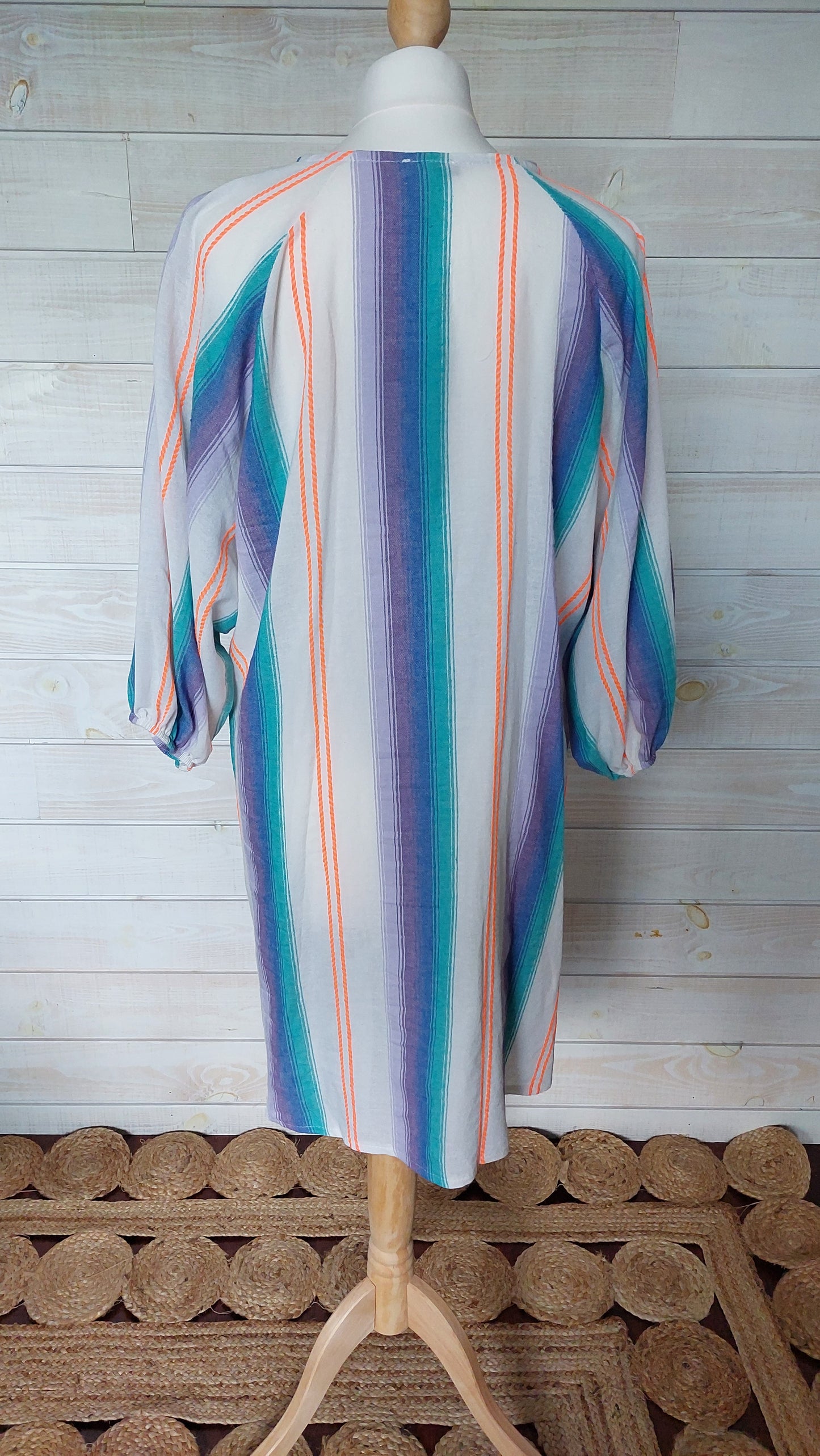 Robe Uhaina