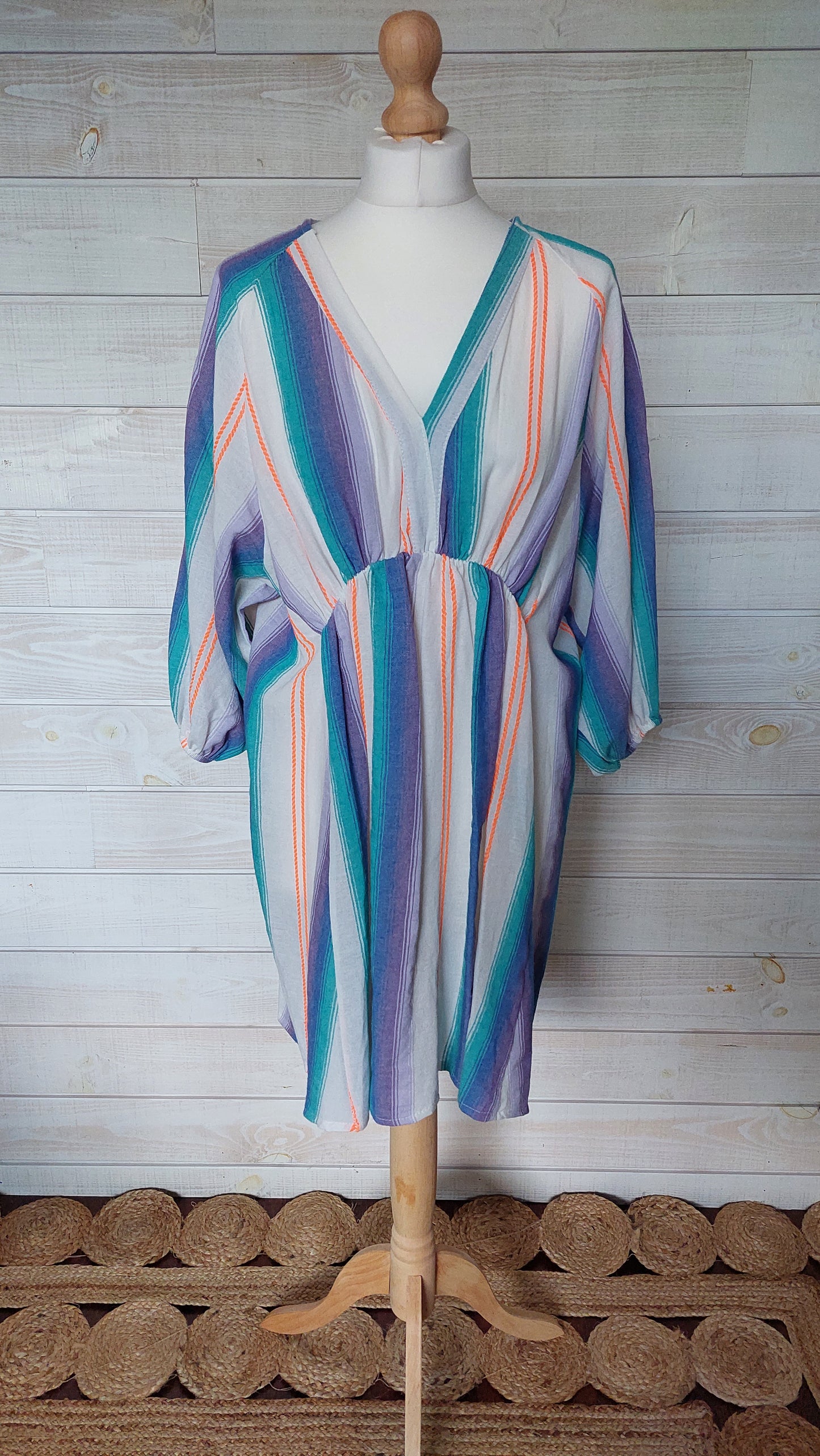 Robe Uhaina